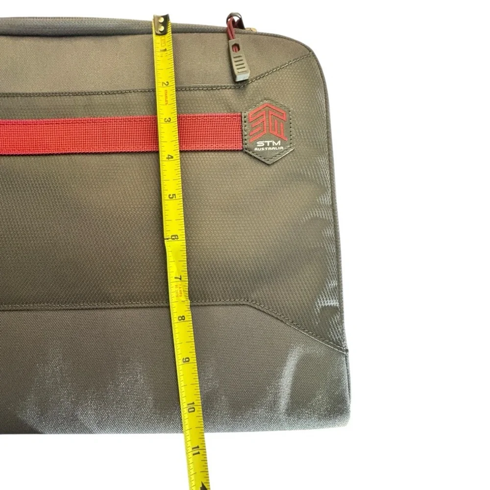 NWT STM SUMMARY 15” Laptop Soft Case